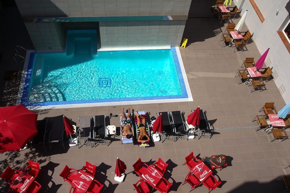 Hotel Tossamar ตอสซาเดมาร์ ภายนอก รูปภาพ