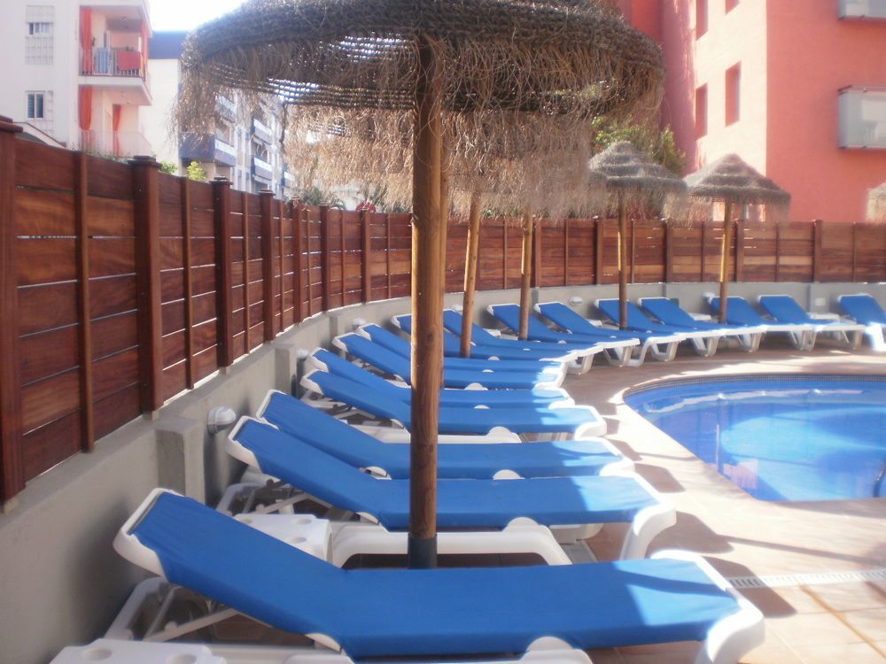 Hotel Tossamar ตอสซาเดมาร์ ภายนอก รูปภาพ