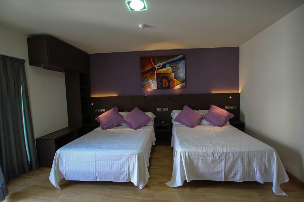 Hotel Tossamar ตอสซาเดมาร์ ภายนอก รูปภาพ