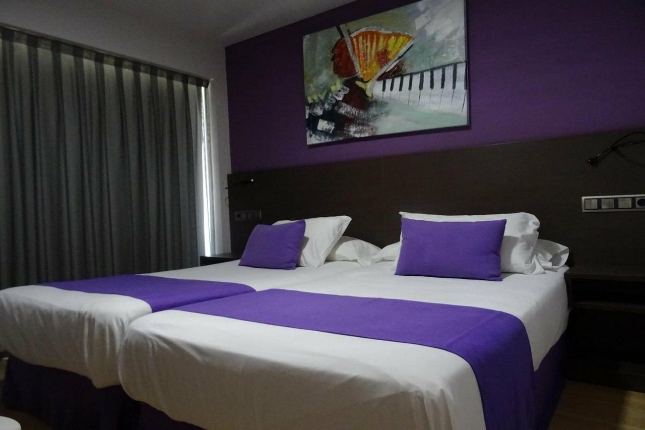 Hotel Tossamar ตอสซาเดมาร์ ภายนอก รูปภาพ